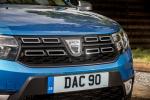 Dacia Logan MCV Stepway 2017 года (UK)